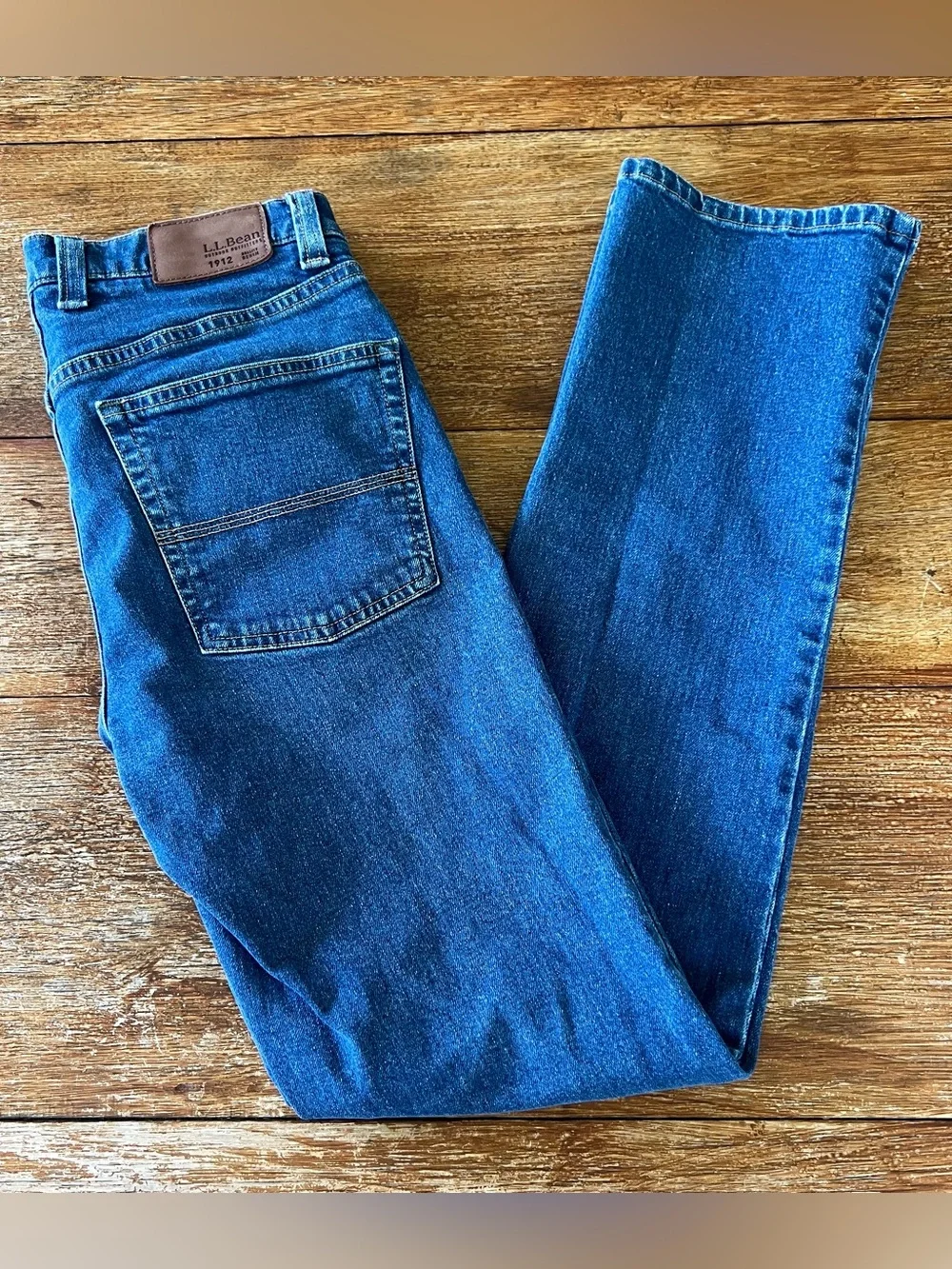 L.L. Bean 1912 Standard Fit Straight Leg Dark Wash Blue Jeans 30x32